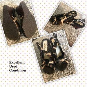 Animal print wedge sling back.